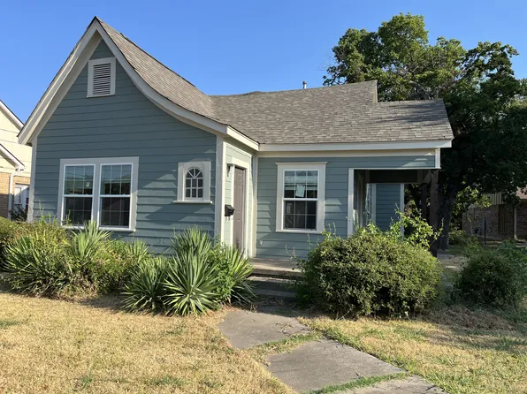 1512 Live Oak St, Commerce, TX 75428