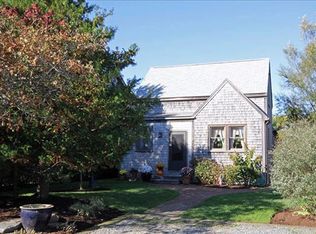 26 Macys Ln, Nantucket, MA 02554