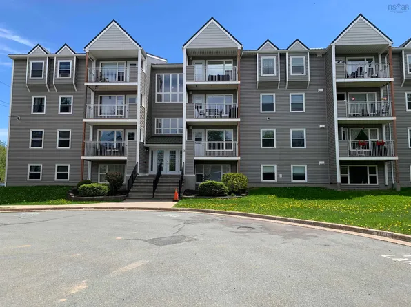 407 River Ln #51, Halifax, NS B4A 3Y7