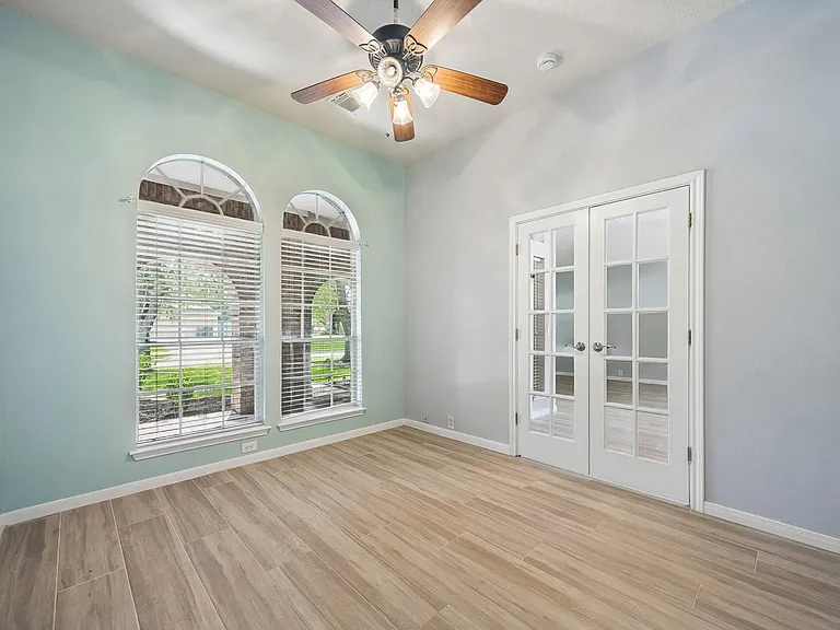 1314 Deerbrook Dr — Photo 14