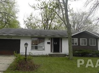 3710 W Creighton Ter, Peoria, IL 61615