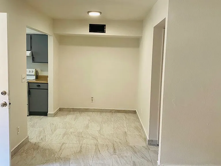 5735 S Morris Blvd #B — Photo 5