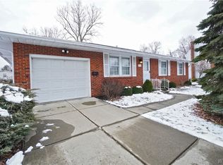 392 Woodward Cres, Buffalo, NY 14224