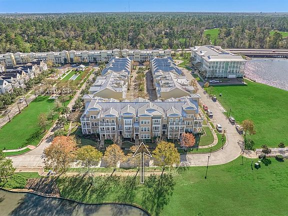 2nd image of 218 Breezy Way
