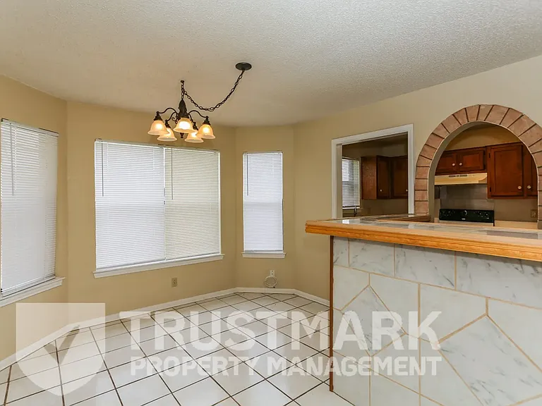 4410 Pepper Mill Holw #PRIMARY ADDRESS — Photo 8