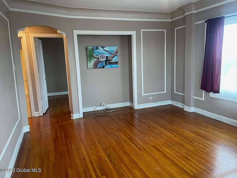 4th image of 399 State St #905
