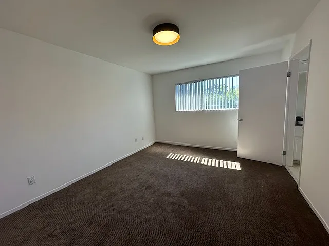 4111 Tujunga Ave #24 — Photo 13