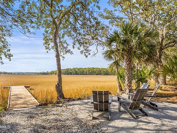 2nd image of 72 Lost Island Rd