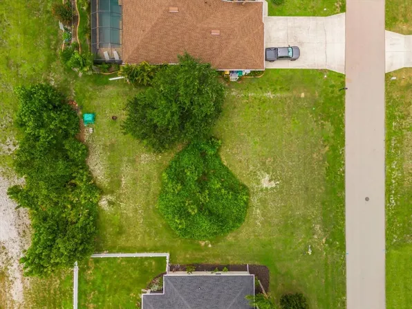 2381 Mauritania Rd #9, Punta Gorda, FL 33983