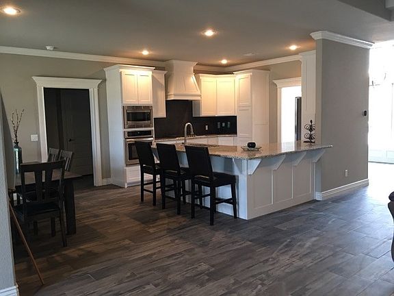 2nd image of 446 W Snyders Bluff Dr