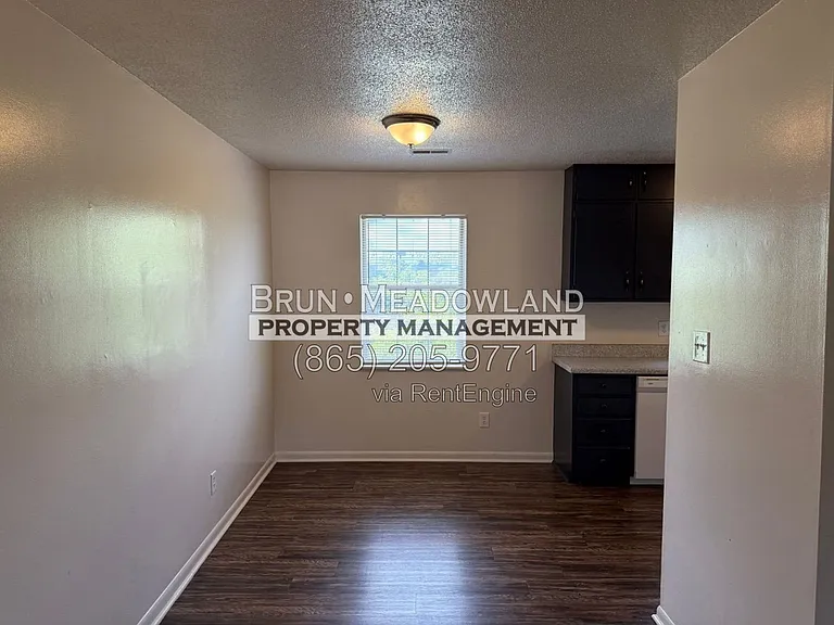 128 Lynnwood Dr #9 — Photo 5