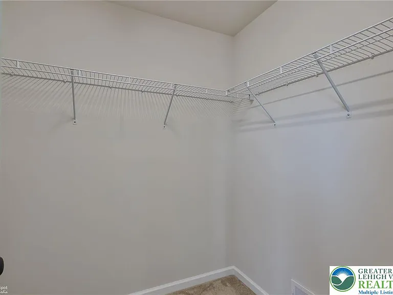 671 Sipos — Photo 19