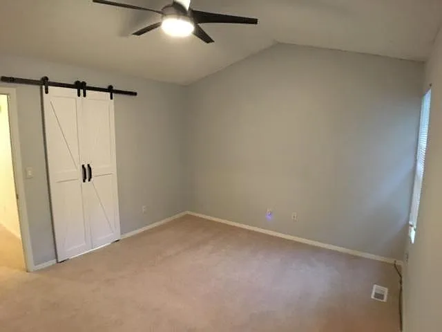 2927 Aspen Woods Entry — Photo 8
