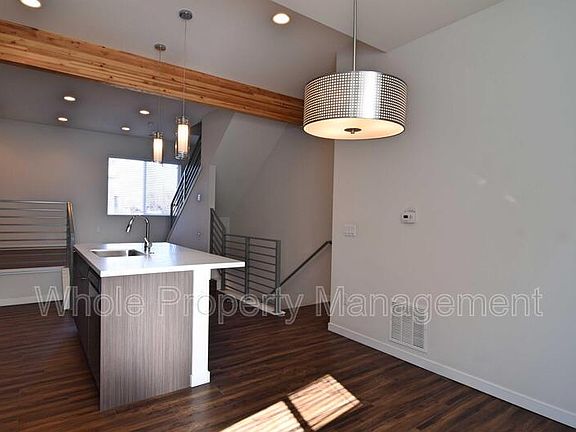 3rd image of 1239 Tennyson St #7