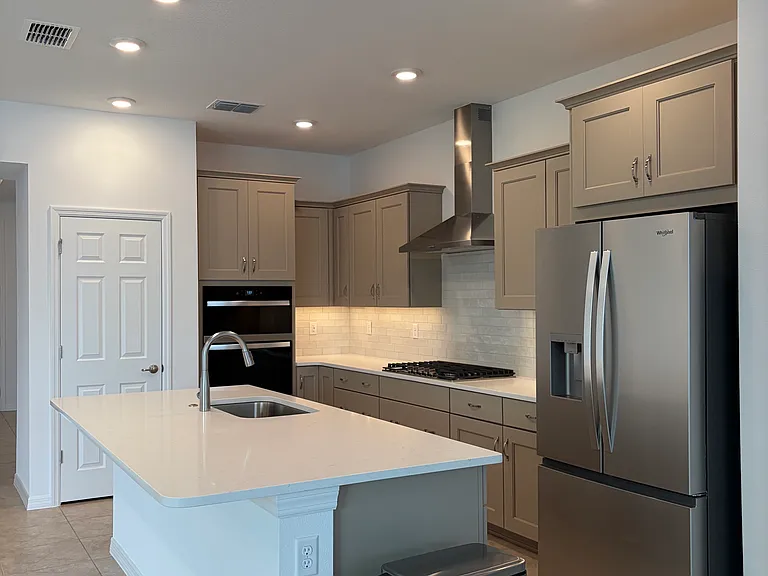 5754 SW 71st Ave — Photo 15