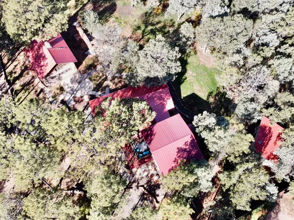 2 Log House Rd, Glorieta, NM 87535
