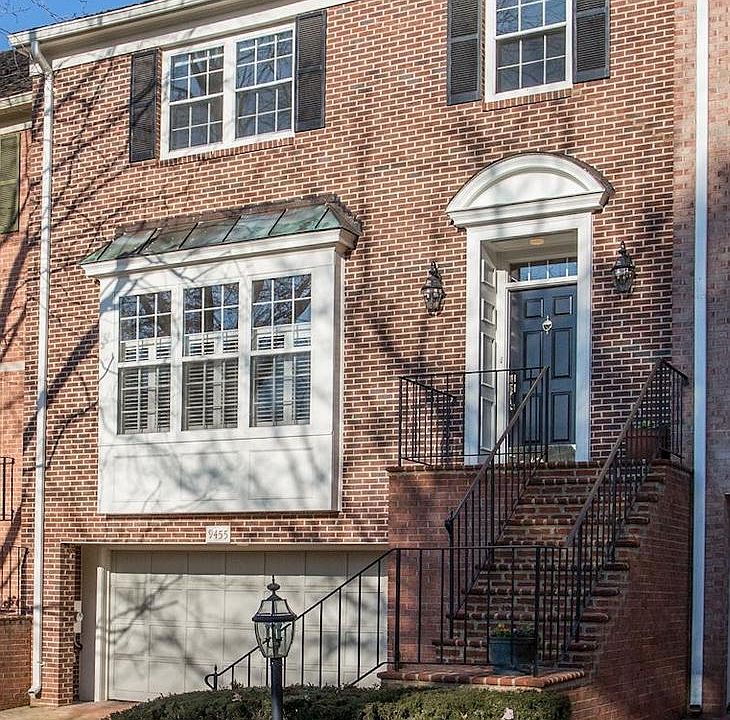 1st image of 9455 Turnberry Dr