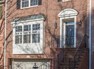 9455 Turnberry Dr, Potomac, MD 20854