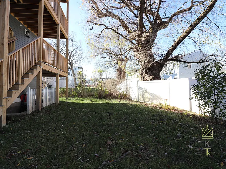 81 Ballou Ave #1 — Photo 11