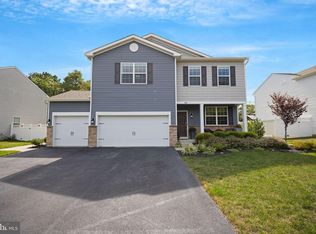 204 La Costa Dr, Egg Harbor Township, NJ 08234