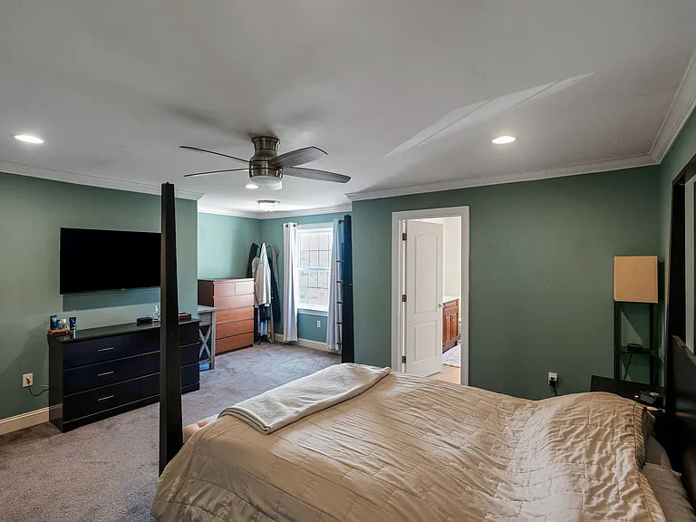 1019 Ford St — Photo 17