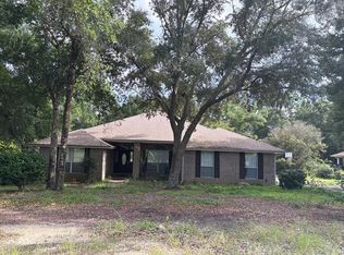 5998 Ridgeview Dr, Milton, FL 32570