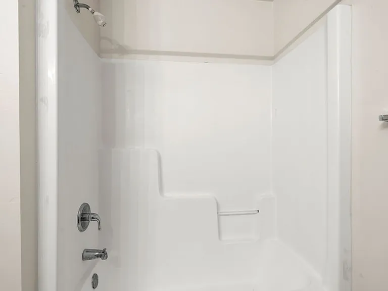 Havenwood Pointe Apartments — Photo 40