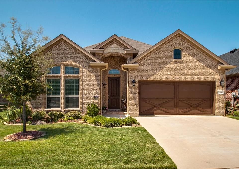 1st image of 1315 Savona Lane