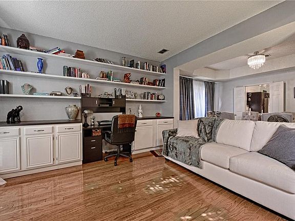 4th image of 4529 Marblearch Dr