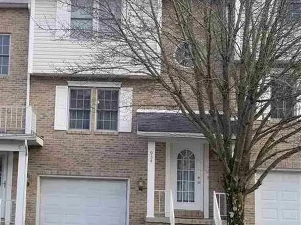 934 Ashton Pl, Morgantown, WV 26508