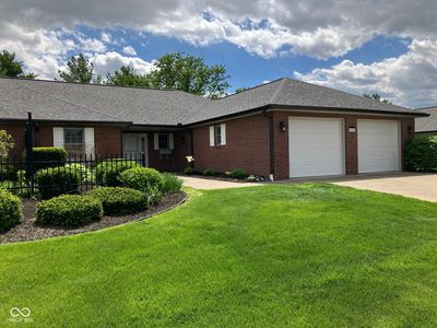 6065 S Stratton Ct, Columbus, IN, 47203