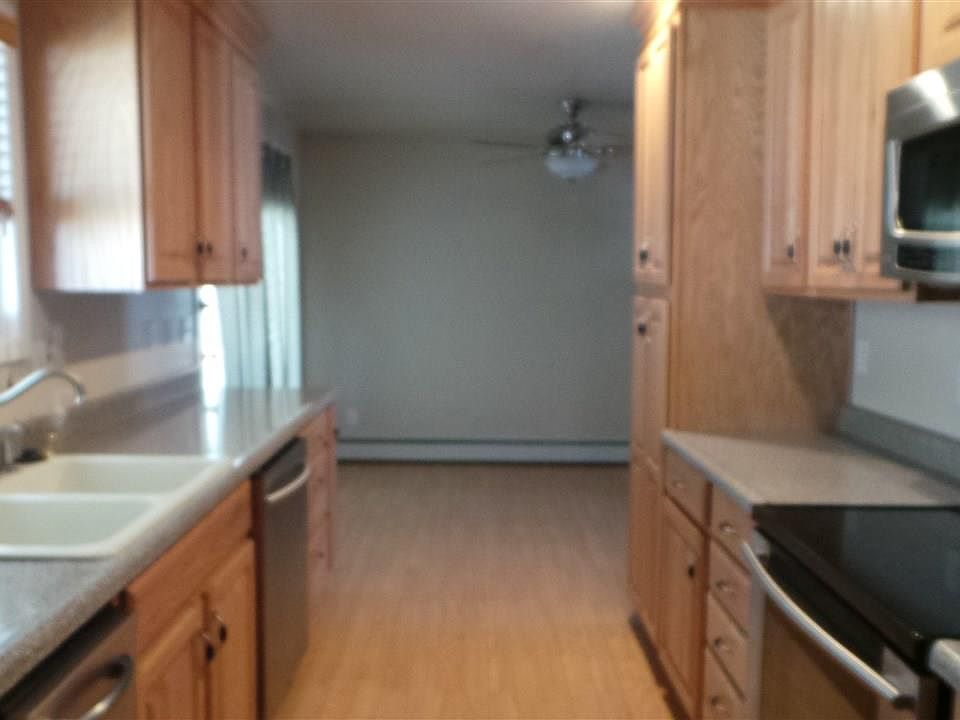 1st image of 1820 Wyoming Dr