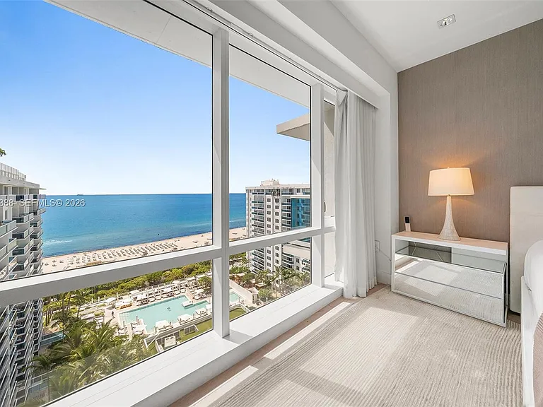 102 24th St #Penthouse 1718 — Photo 45