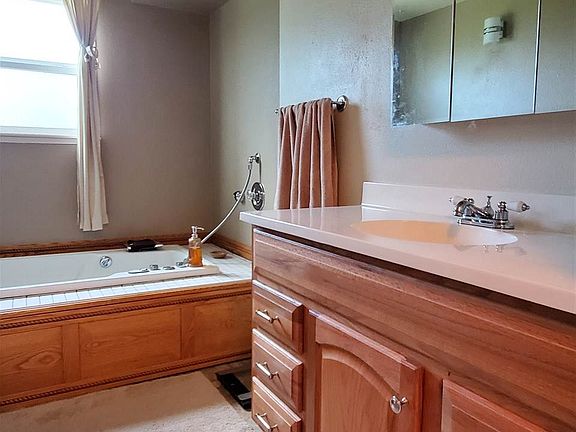 5th image of 8003 E Cataldo Ave