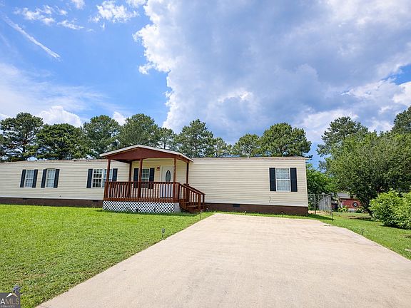 2nd image of 240 Bayberry Dr