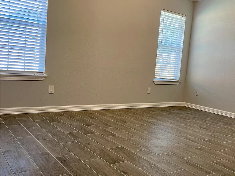 9415 Westacre Pl — Photo 15