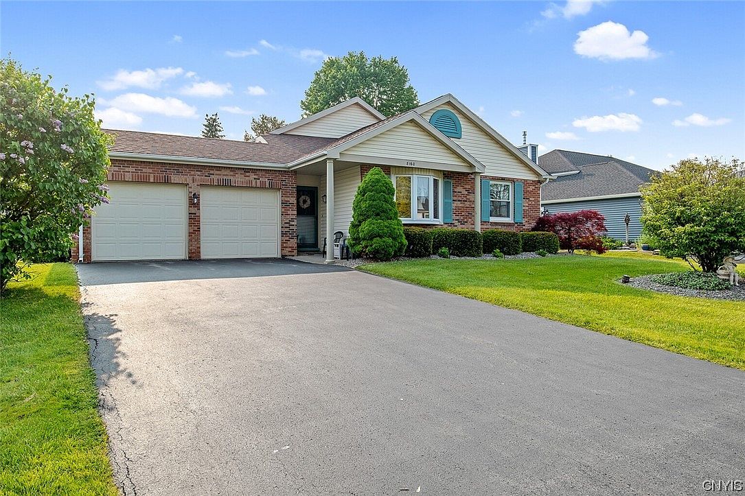 8160 Capricorn Dr, Liverpool, NY 13090 Zillow