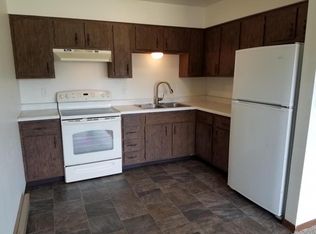 307 W Washington Ave APT 203, Howard, SD 57349