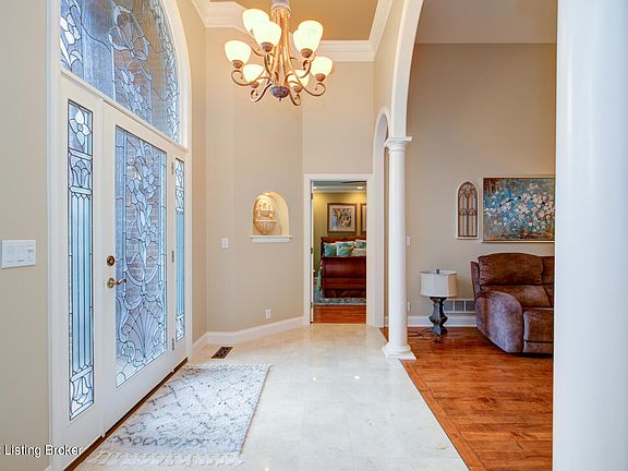 4th image of 13805 High Trail Ct