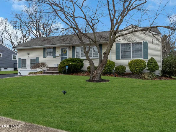6 Coral Drive, Hazlet, NJ 07730