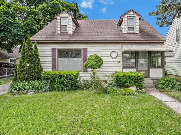 58 Murray St SE, Kentwood, MI 49548