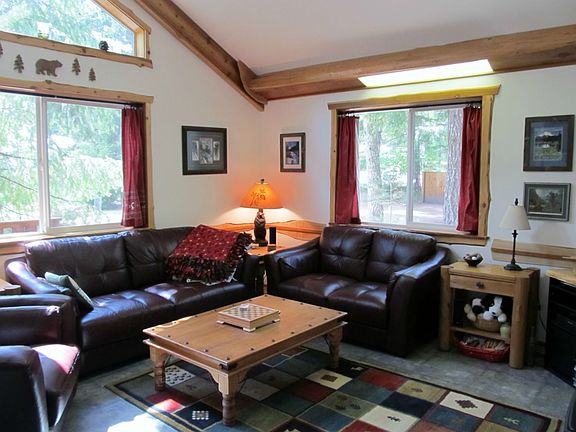 4th image of 226 Crescent Beach Dr