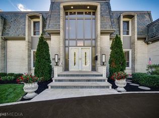 1906 Ada Ln, Munster, IN 46321