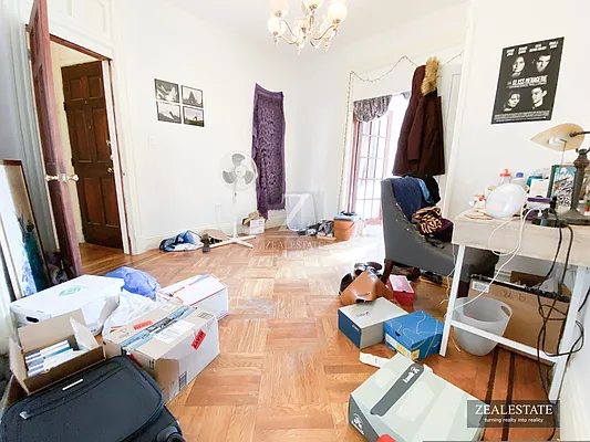 Rented by ZealEstate Group Inc | media 39