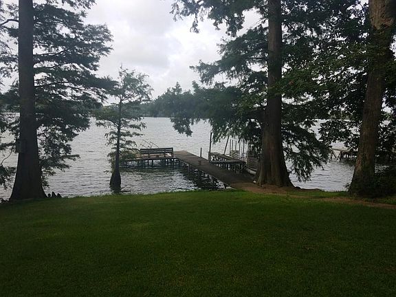 3rd image of 2120 Island Point Dr