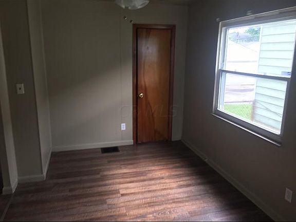 3rd image of 2230 Dartmouth Ave