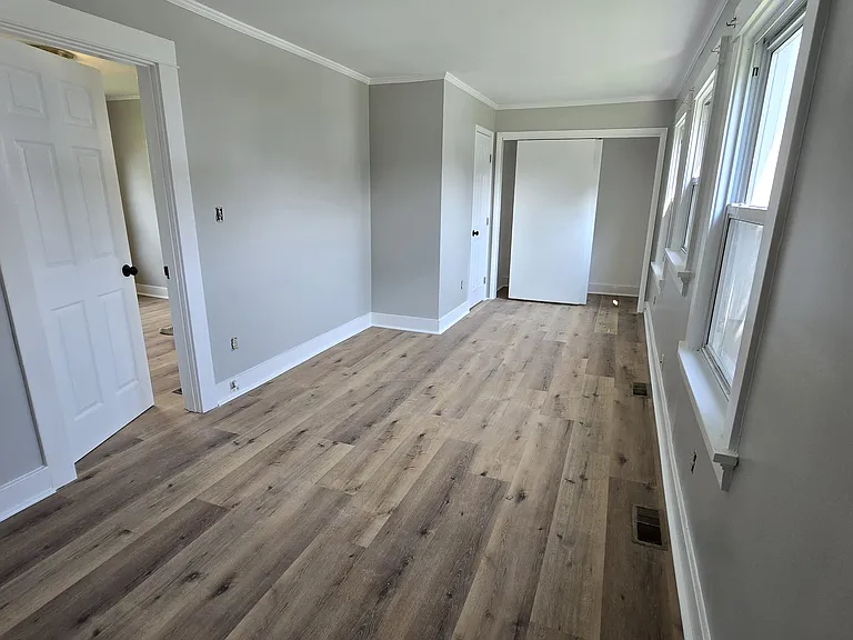 2744 Dwight Ave — Photo 11