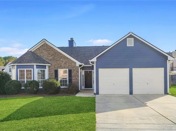 17 Liberty Xing Dr NE, Cartersville, GA 30121