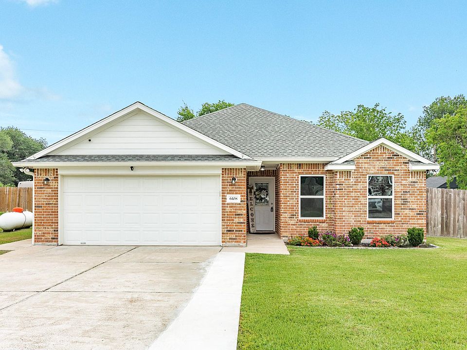 1st image of 6108 Fox Ridge Dr
