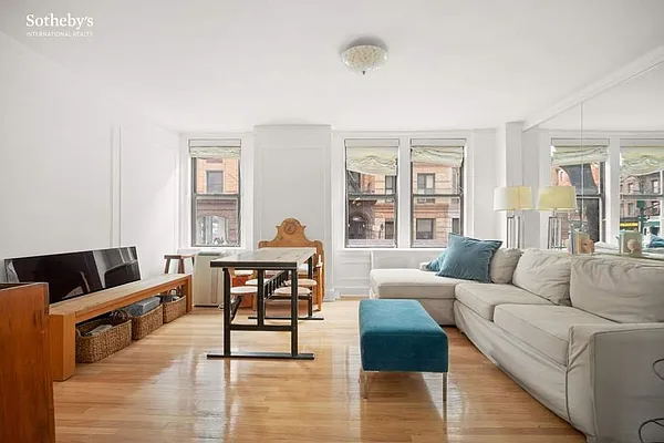 Sold by Sotheby's International Realty | media 8